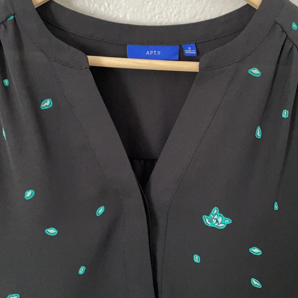 APT 9 Floral Blouse | Black | Small - Picture 5 of 9